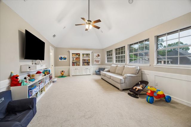 2411 Kings Lodge Drive, Kingwood, TX 77345