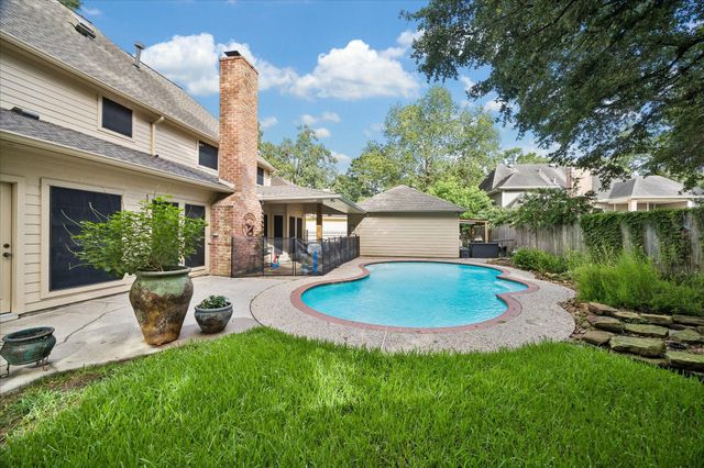 2411 Kings Lodge Drive, Kingwood, TX 77345