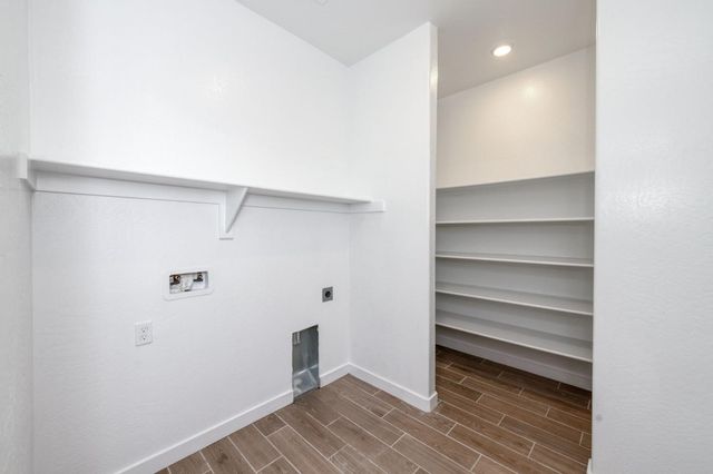 7181 E Cornell, Fresno, CA 93737