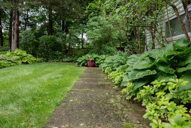117 Long Meadow Hill Road, Brookfield, CT 06804