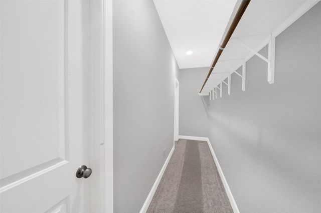 127 Chatsworth Lane, Shenandoah, TX 77384