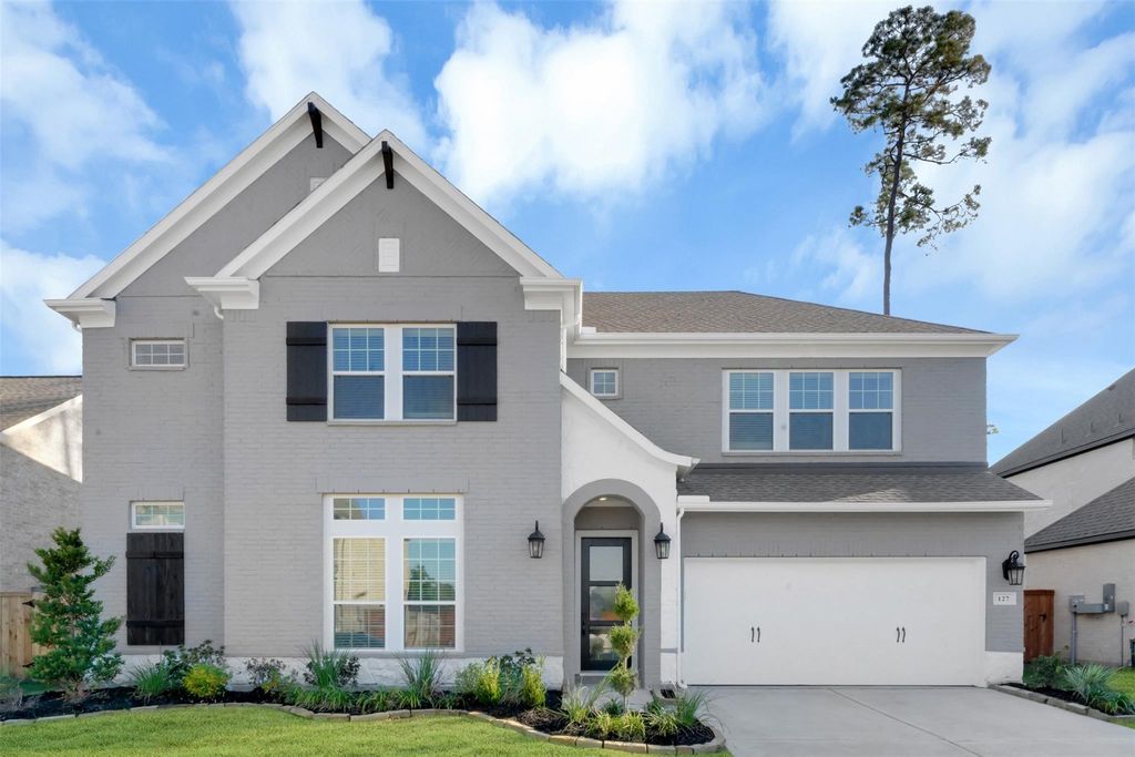 127 Chatsworth Lane, Shenandoah, TX 77384