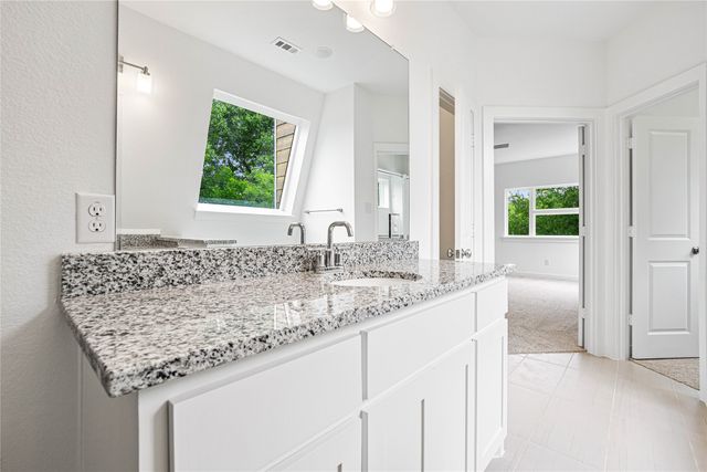 321 Oakbend Drive, Lewisville, TX 75067