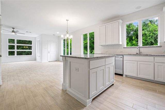 321 Oakbend Drive, Lewisville, TX 75067