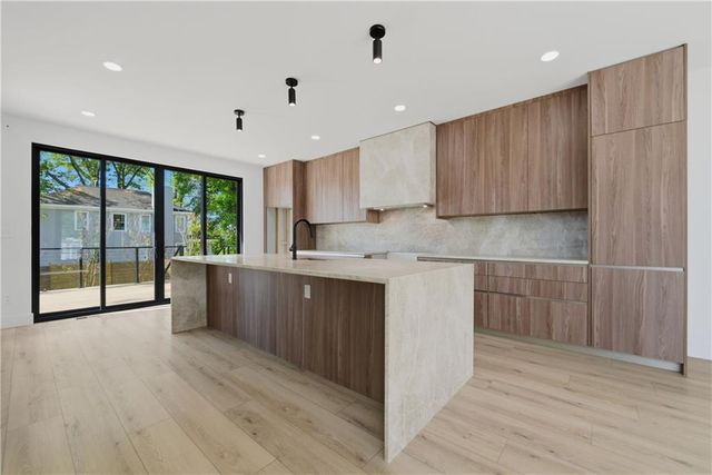 702 Foundry Street NW, Atlanta, GA 30314
