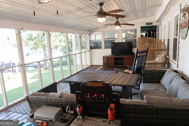 44 Penn Drive, Jackson, GA 30233