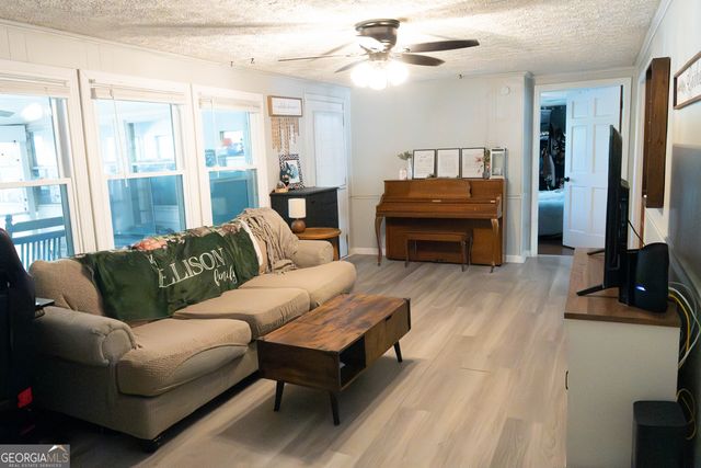 44 Penn Drive, Jackson, GA 30233