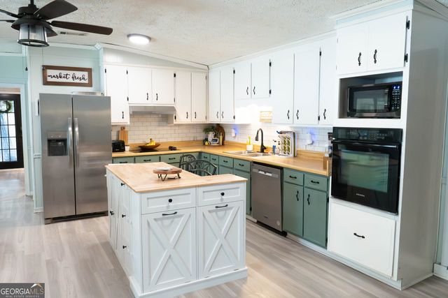 44 Penn Drive, Jackson, GA 30233