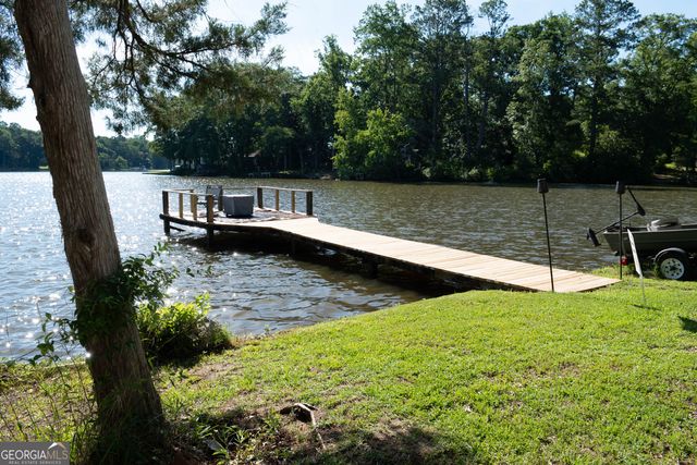 44 Penn Drive, Jackson, GA 30233