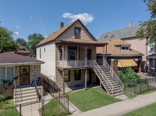 8534 S Muskegon Avenue, Chicago, IL 60617