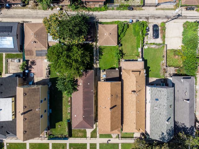 8534 S Muskegon Avenue, Chicago, IL 60617