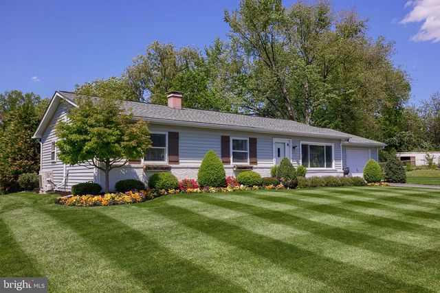 48 VISTA DR, Marietta, PA 17547