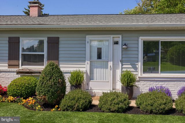 48 VISTA DR, Marietta, PA 17547
