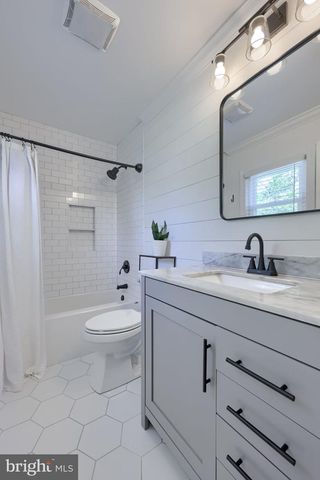 48 VISTA DR, Marietta, PA 17547