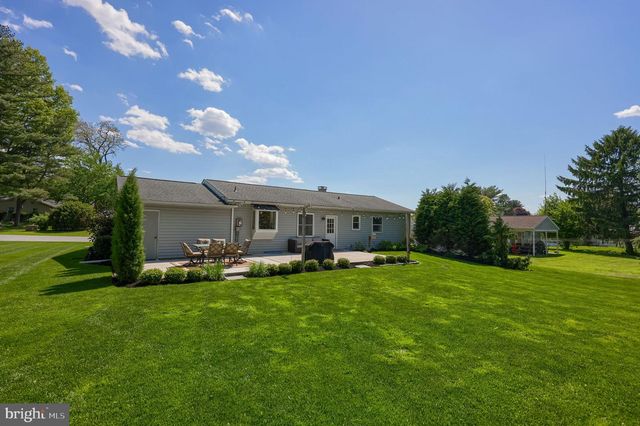 48 VISTA DR, Marietta, PA 17547