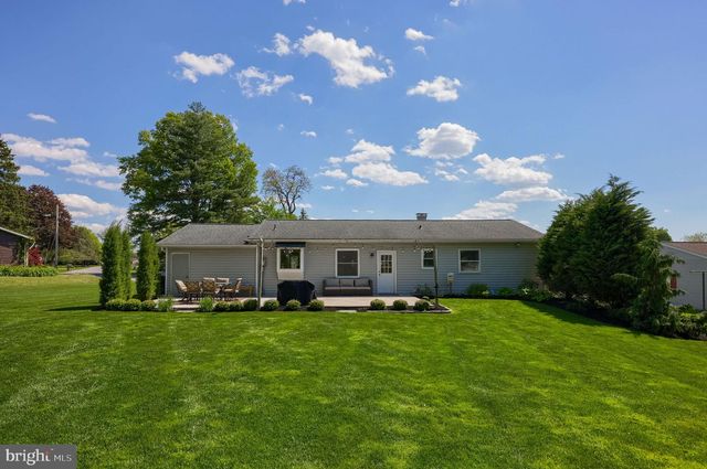 48 VISTA DR, Marietta, PA 17547