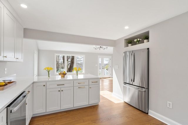 8 Boardman Street, Haverhill, MA 01830