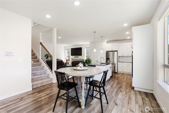 1797 Ashby Avenue NW, Poulsbo, WA 98370