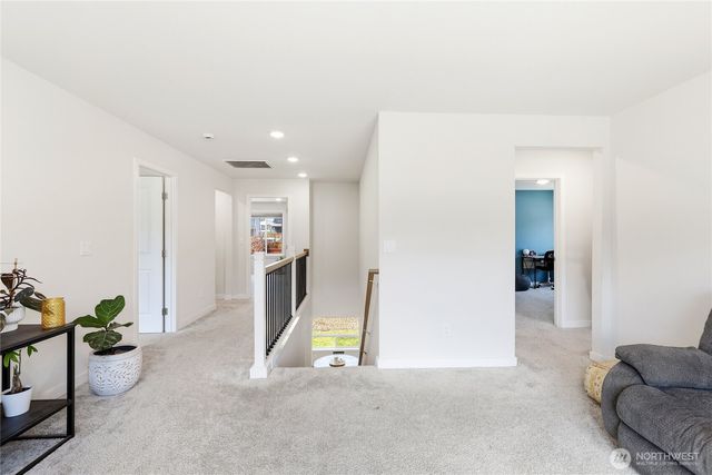 1797 Ashby Avenue NW, Poulsbo, WA 98370