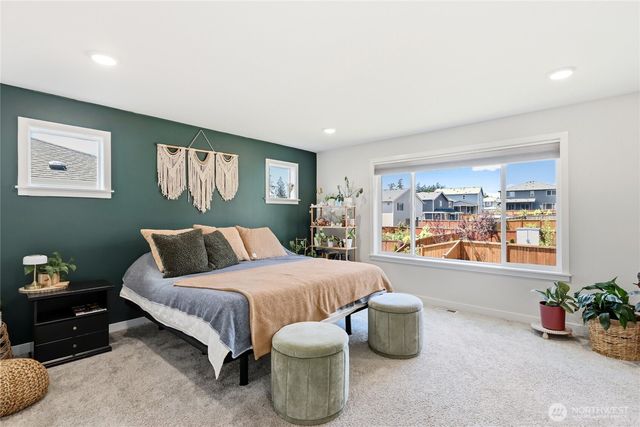 1797 Ashby Avenue NW, Poulsbo, WA 98370
