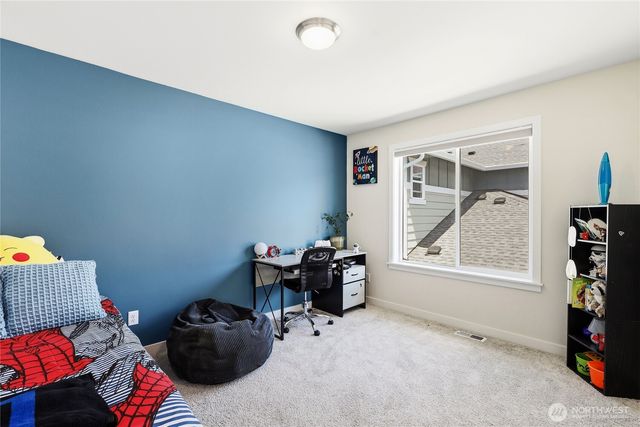 1797 Ashby Avenue NW, Poulsbo, WA 98370