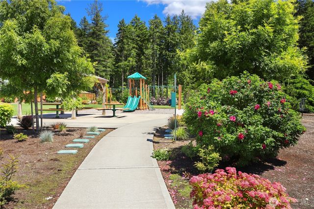 1797 Ashby Avenue NW, Poulsbo, WA 98370