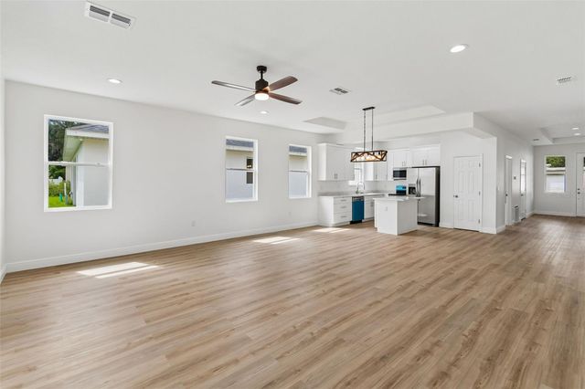 2523 AVENUE E SW, Winter Haven, FL 33880
