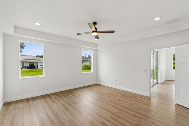 2523 AVENUE E SW, Winter Haven, FL 33880