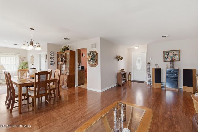 3 Apple Lane, Whiting, NJ 08759