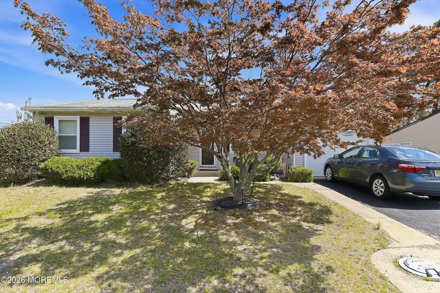 3 Apple Lane, Whiting, NJ 08759