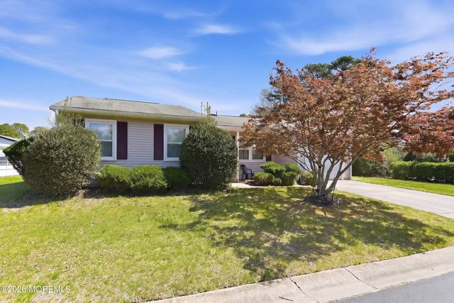 3 Apple Lane, Whiting, NJ 08759