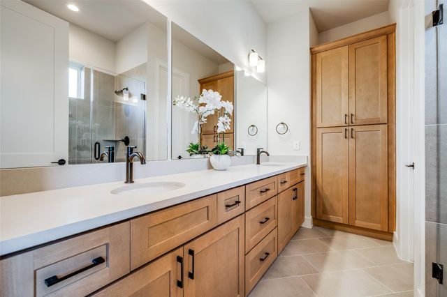 6506 Old Olive Tree Drive, Houston, TX 77091