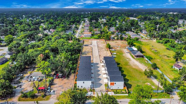 6506 Old Olive Tree Drive, Houston, TX 77091