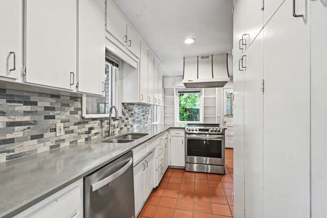 4012 W 6th Street, Fort Worth, TX 76107