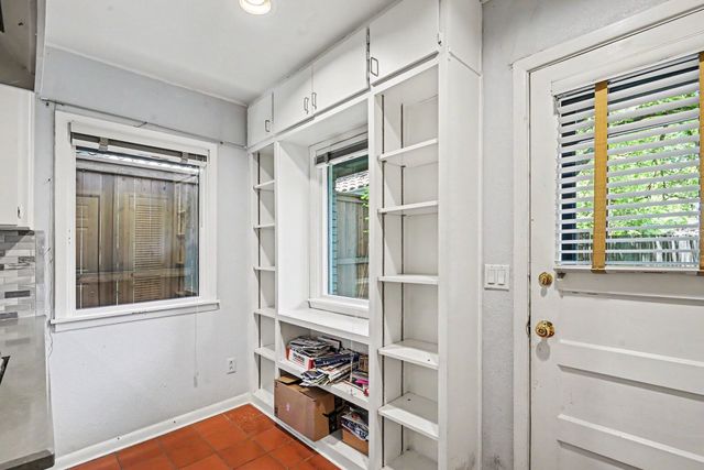 4012 W 6th Street, Fort Worth, TX 76107