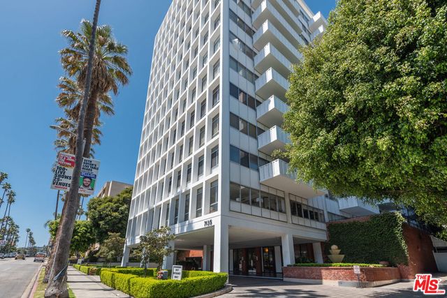 7135 Hollywood Boulevard 206, Los Angeles, CA 90046