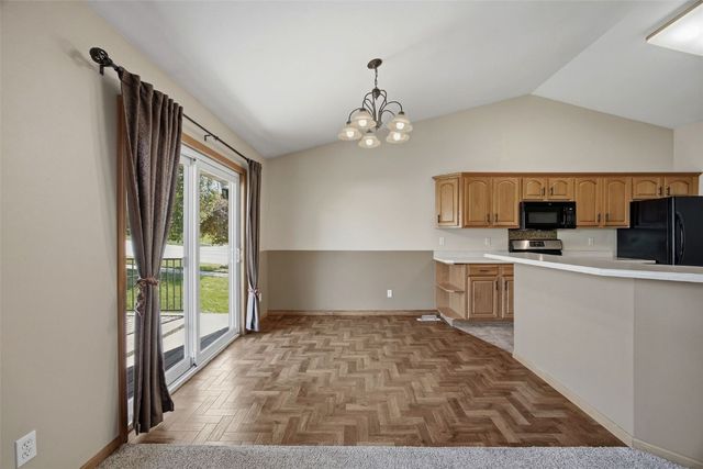 3737 Monarch Drive SW, Cedar Rapids, IA 52404