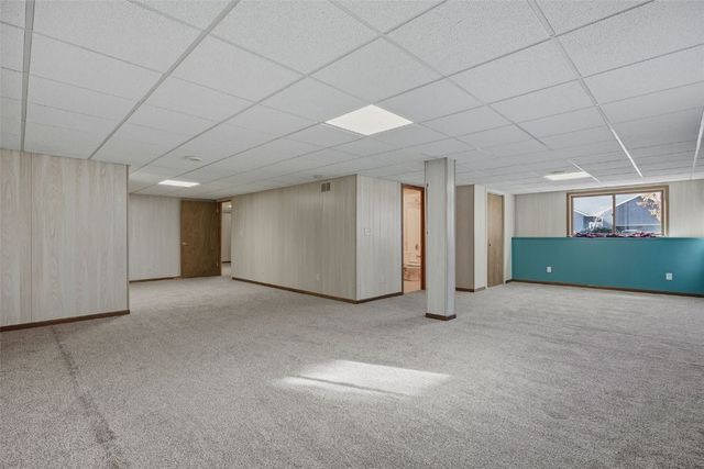 3737 Monarch Drive SW, Cedar Rapids, IA 52404