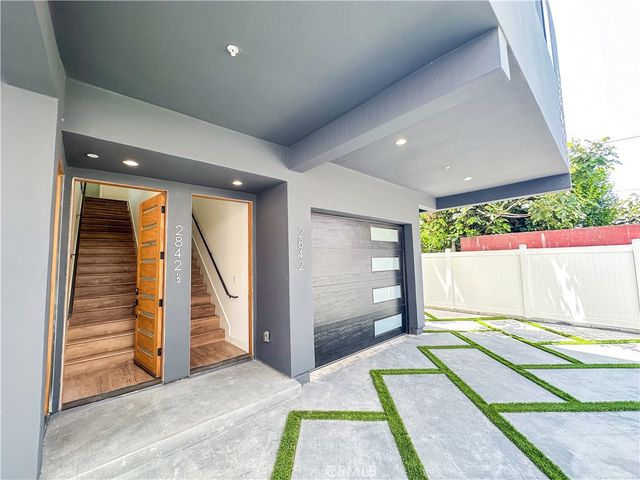 2840 Wellington Road, Los Angeles, CA 90016