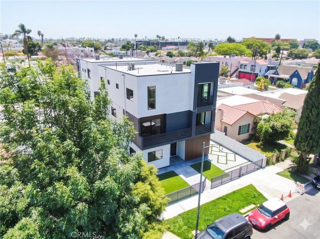 2840 Wellington Road, Los Angeles, CA 90016