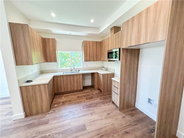 2840 Wellington Road, Los Angeles, CA 90016