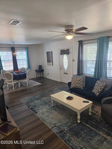 1228 32nd Avenue, Gulfport, MS 39501