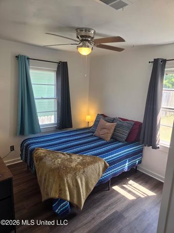 1228 32nd Avenue, Gulfport, MS 39501