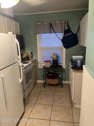 1228 32nd Avenue, Gulfport, MS 39501