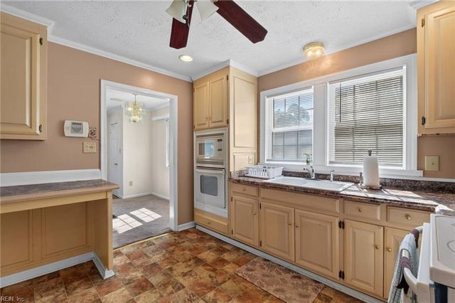 114 Drew RD, Williamsburg, VA 23185