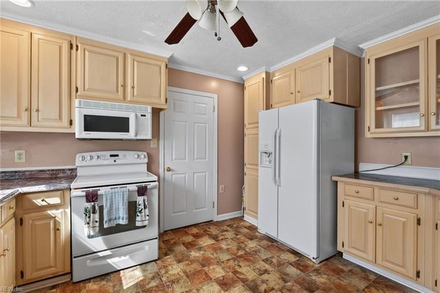 114 Drew RD, Williamsburg, VA 23185
