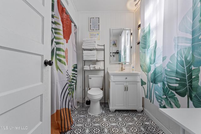 1127 19th Street, Gulfport, MS 39501