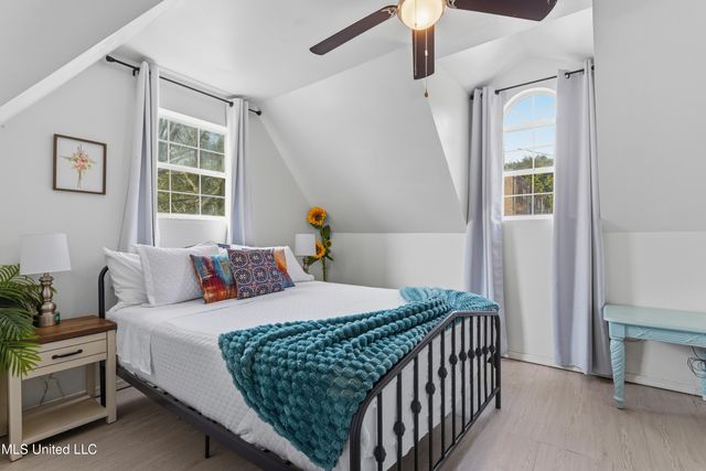 1127 19th Street, Gulfport, MS 39501