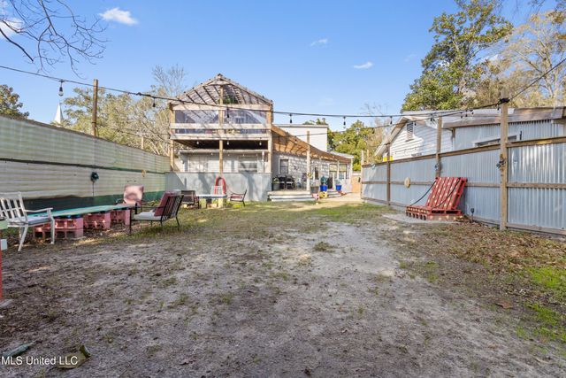 1127 19th Street, Gulfport, MS 39501