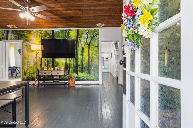 1127 19th Street, Gulfport, MS 39501